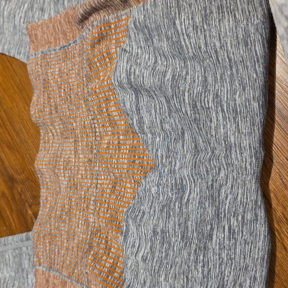 Gray and Orange Activewear Set - Picture 5 of 5